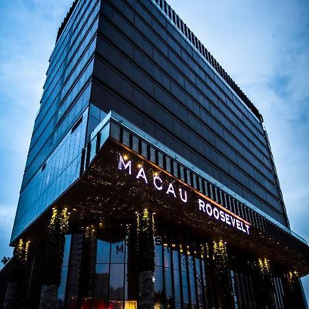 Yoho Hollywood Roosevelt Hotel Macao Exterior foto