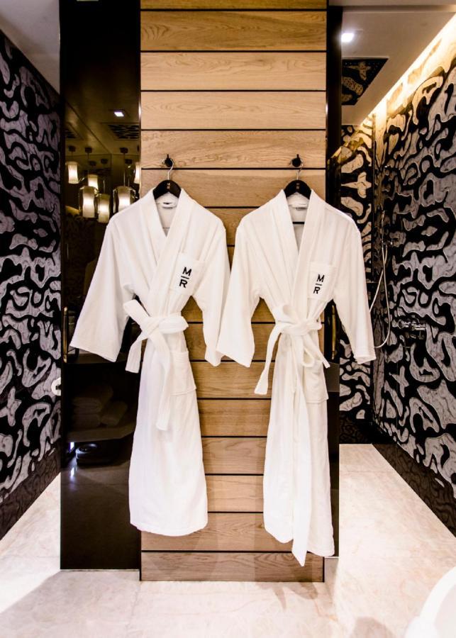 Yoho Hollywood Roosevelt Hotel Macao Exterior foto