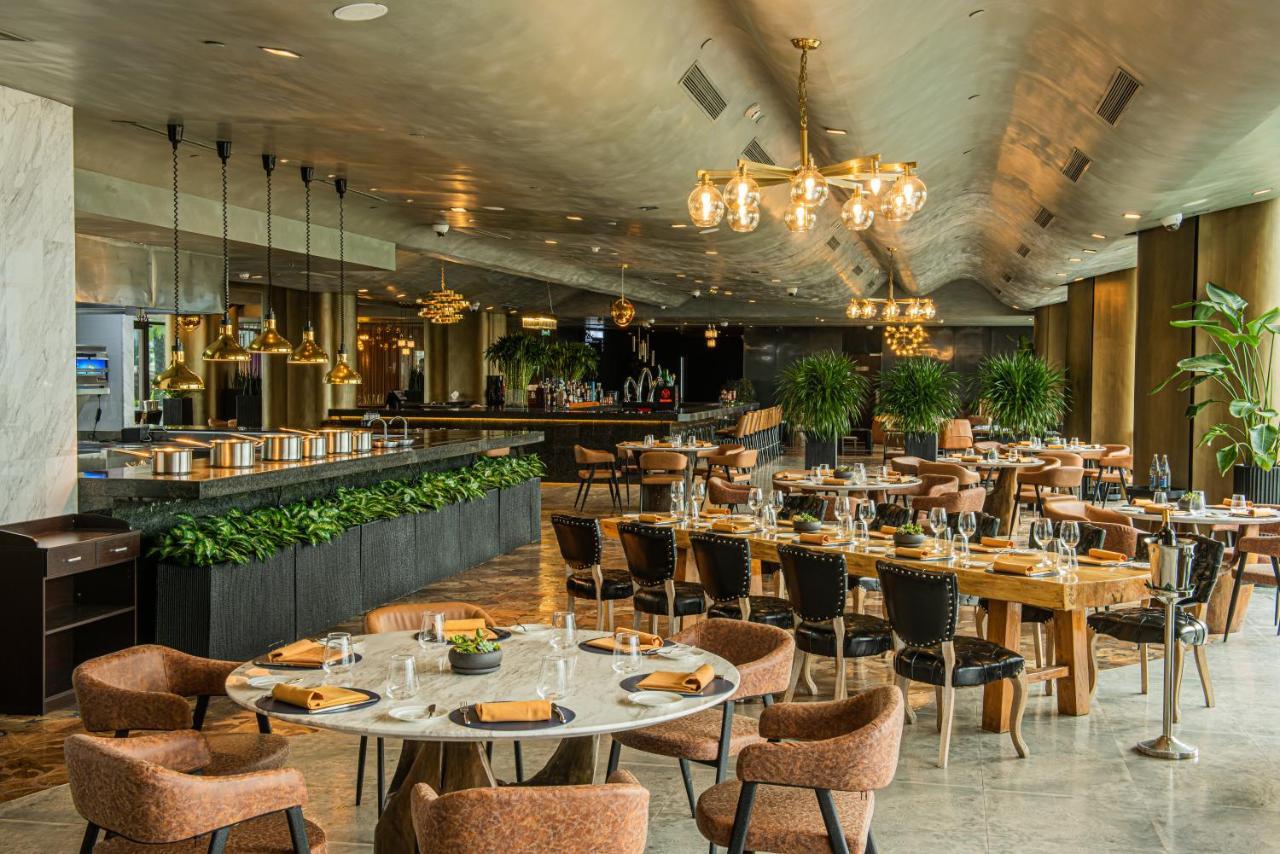 Yoho Hollywood Roosevelt Hotel Macao Exterior foto