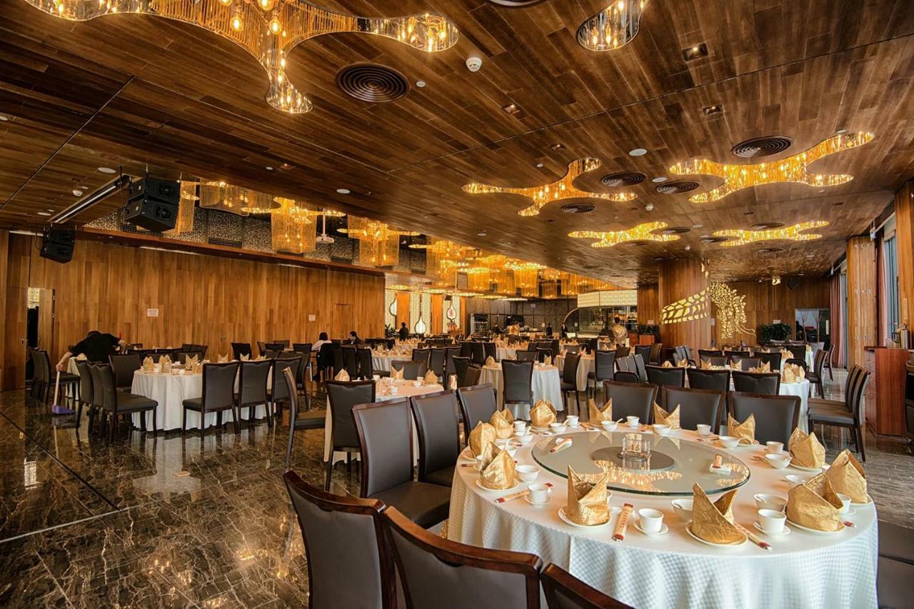 Yoho Hollywood Roosevelt Hotel Macao Exterior foto