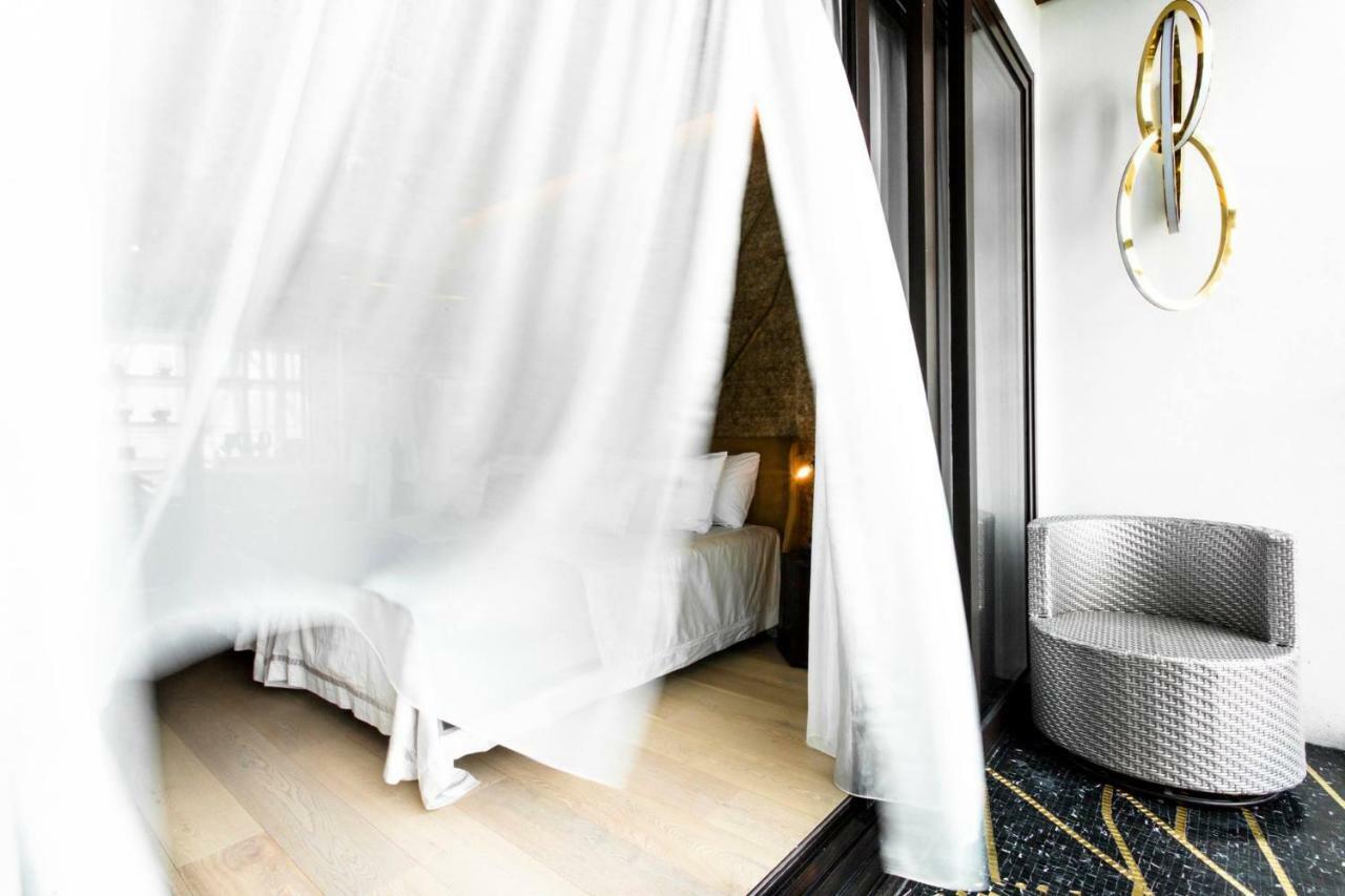 Yoho Hollywood Roosevelt Hotel Macao Exterior foto