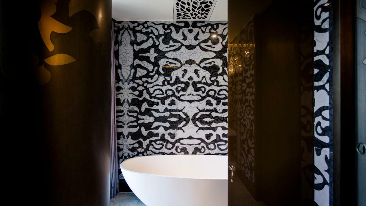 Yoho Hollywood Roosevelt Hotel Macao Exterior foto