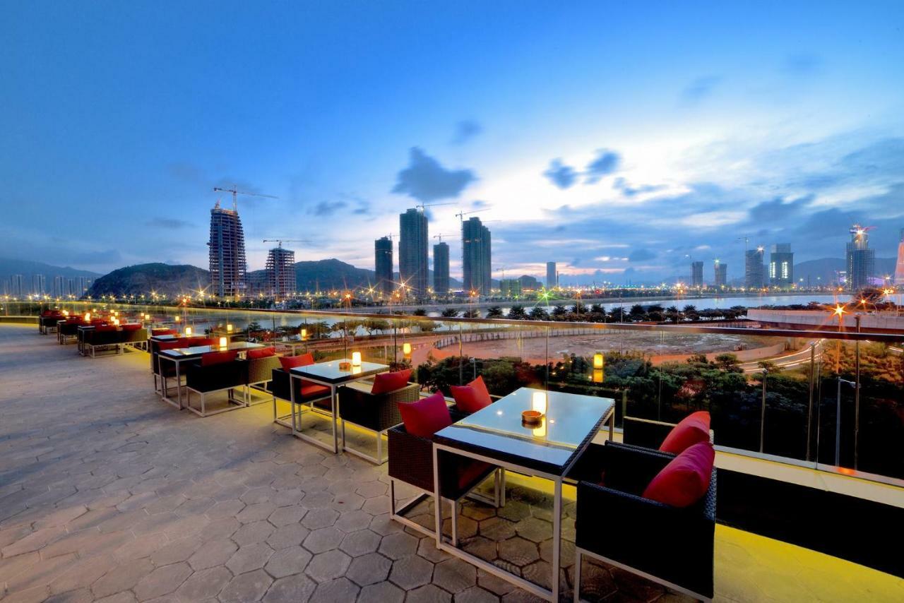 Yoho Hollywood Roosevelt Hotel Macao Exterior foto